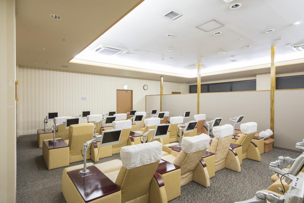 Route Inn Grantia Hanyu Spa Resort Bagian luar foto