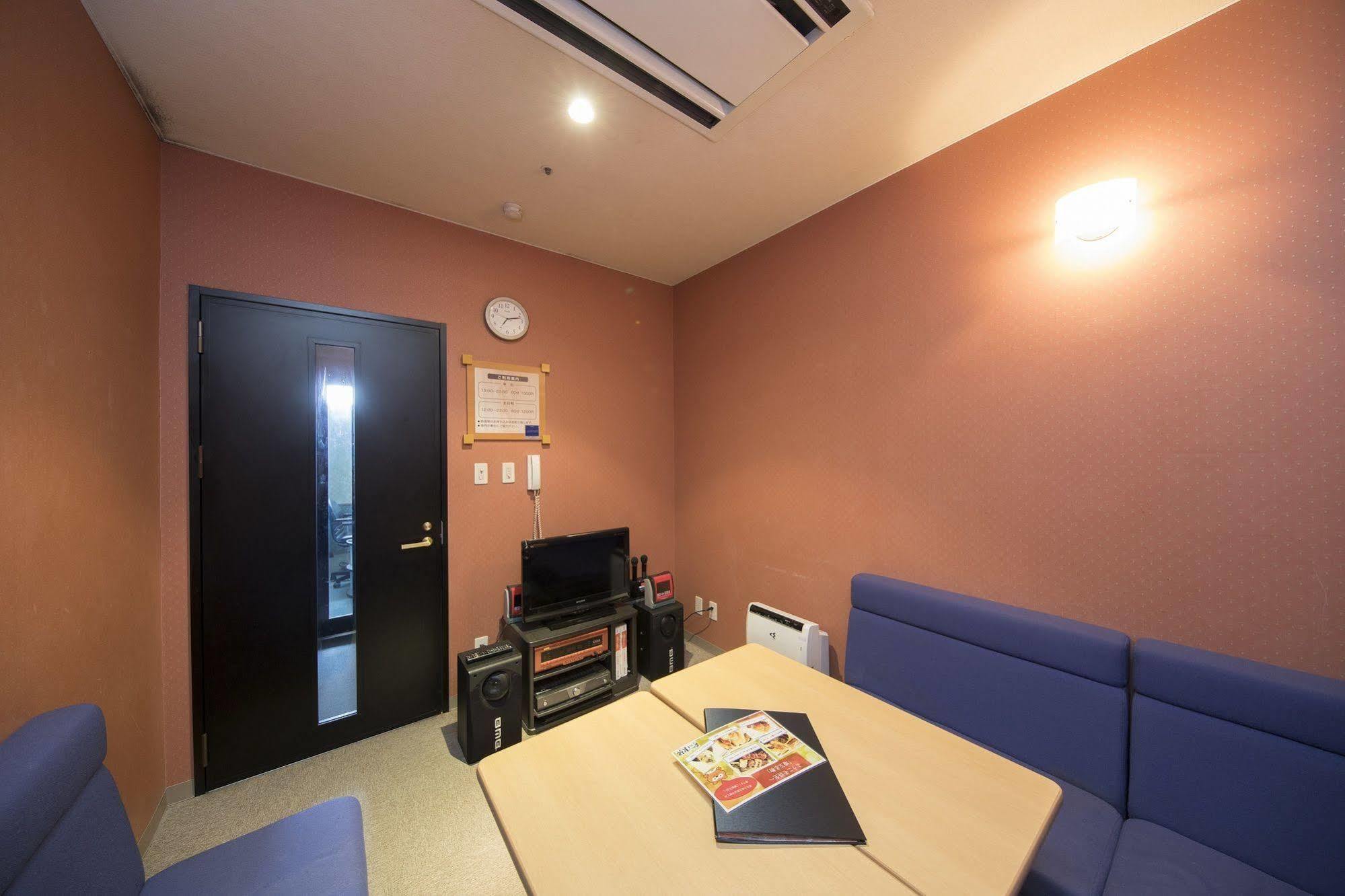 Route Inn Grantia Hanyu Spa Resort Bagian luar foto