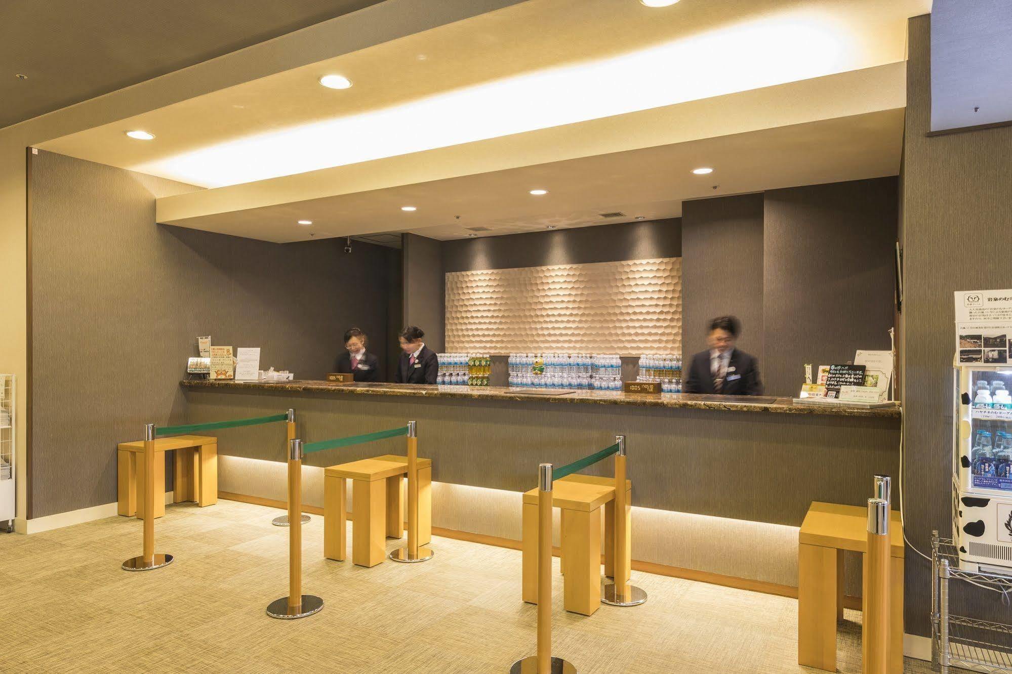 Route Inn Grantia Hanyu Spa Resort Bagian luar foto